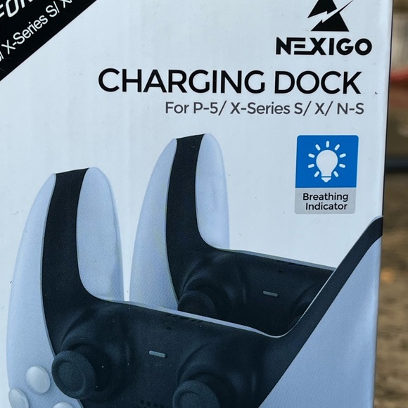 Ps5 Switch Xbox Controller Dual Charger By Nexigo charging dock NEW Accessory - Picture 6 of 8